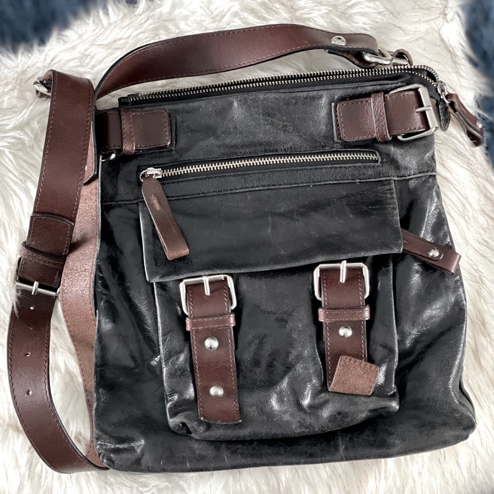 Beautiful Tano Crossbody
